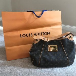 Galliera PM Authentic Louis Vuitton Handbag